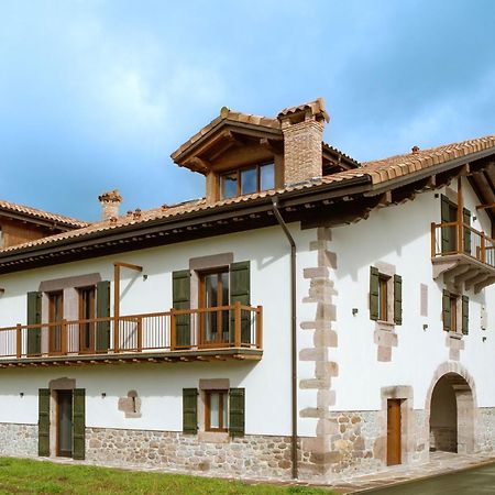 Casa Rural Kabia Arráyoz Exteriör bild
